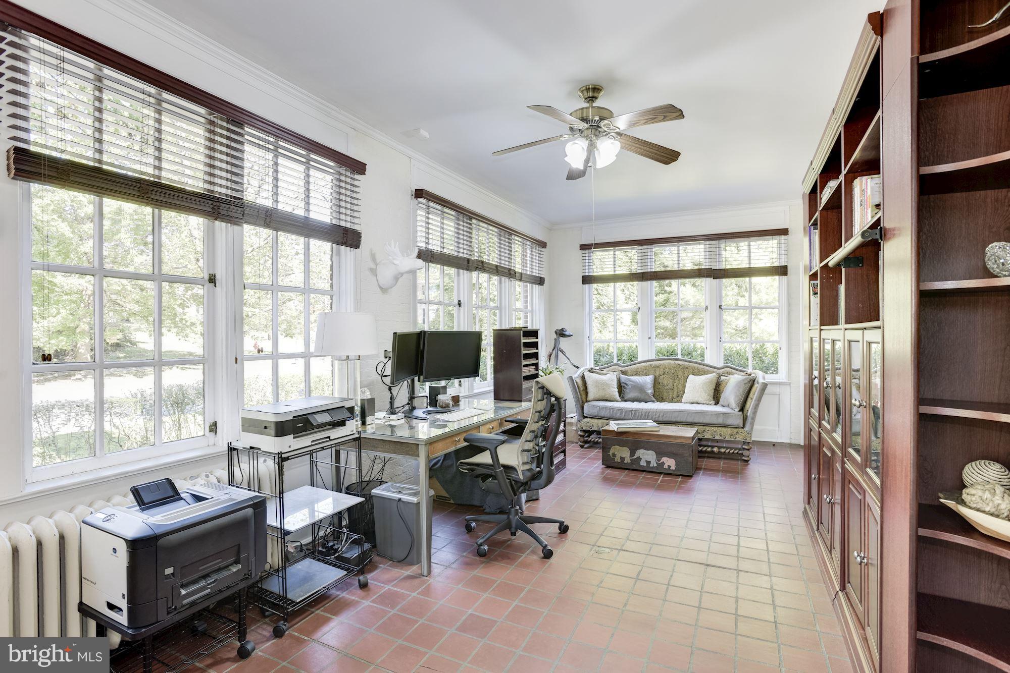 3810 Greenway Baltimore, MD 21218 - Photo 18 of 93