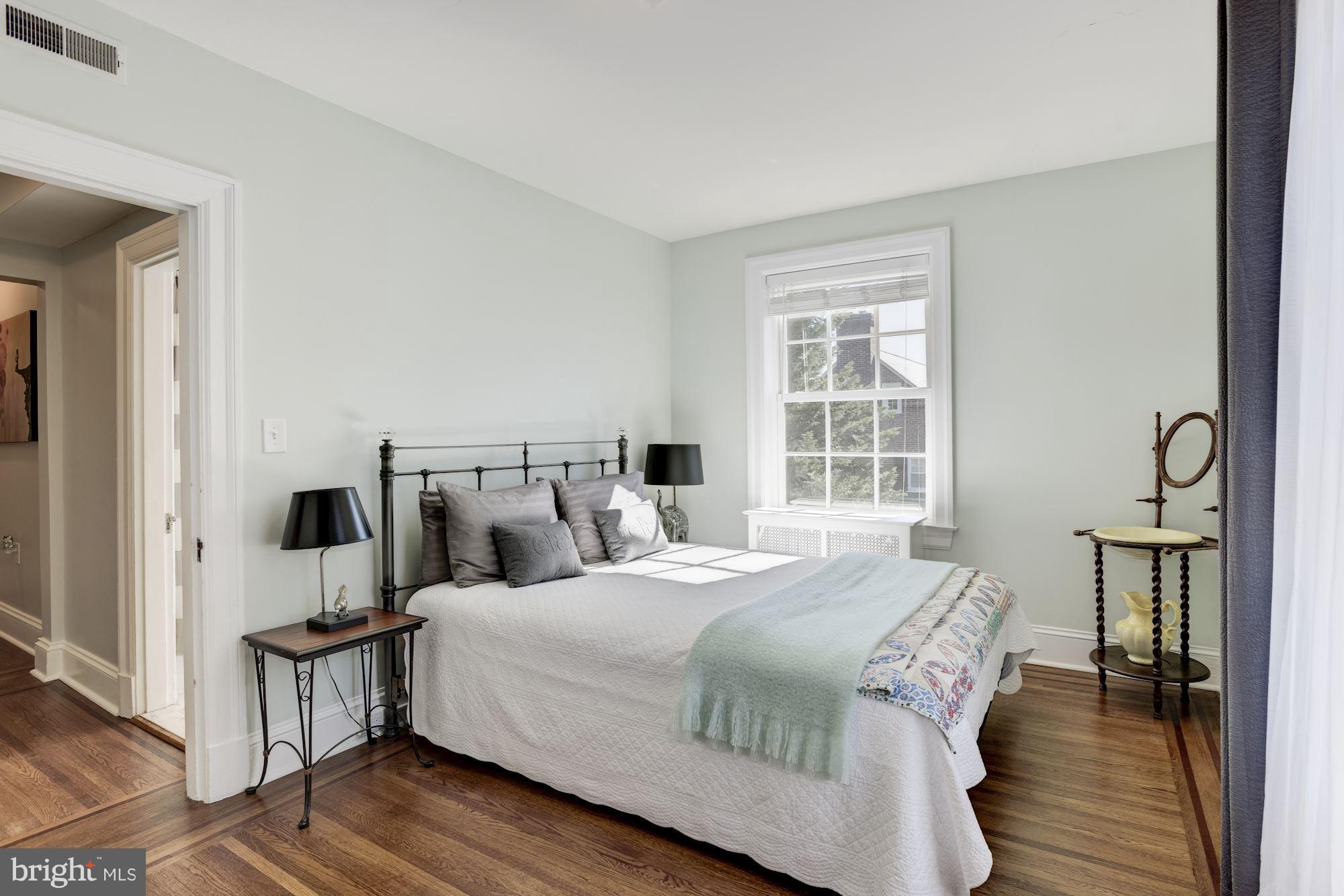 3810 Greenway Baltimore, MD 21218 - Photo 35 of 93