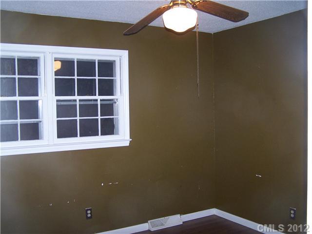 950 Coventry Road Kannapolis, NC 28081 - Photo 7 of 8 Gallery Image 7