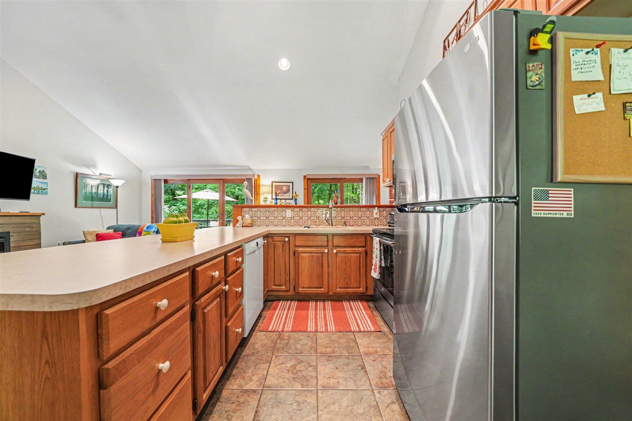 15283 Prairie Road Three Oaks, MI 49128 - Photo 9 of 31