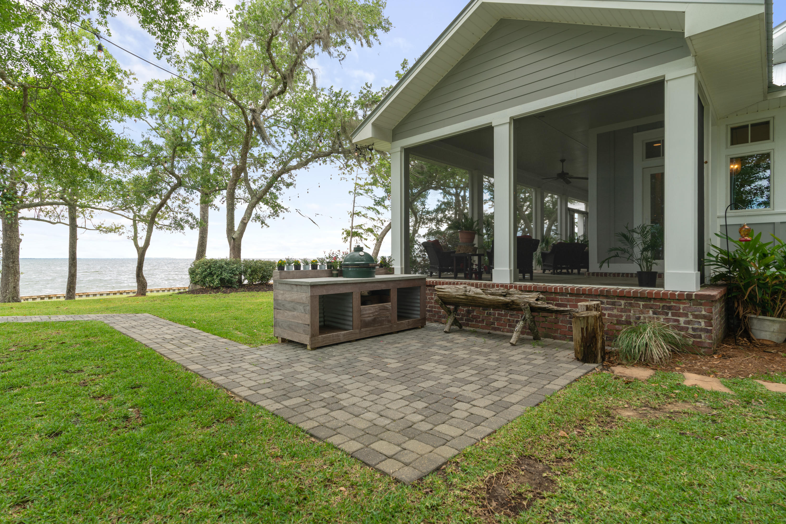 570 Taunton Road Freeport, FL 32439 - Photo 4 of 39 570 Taunton-37