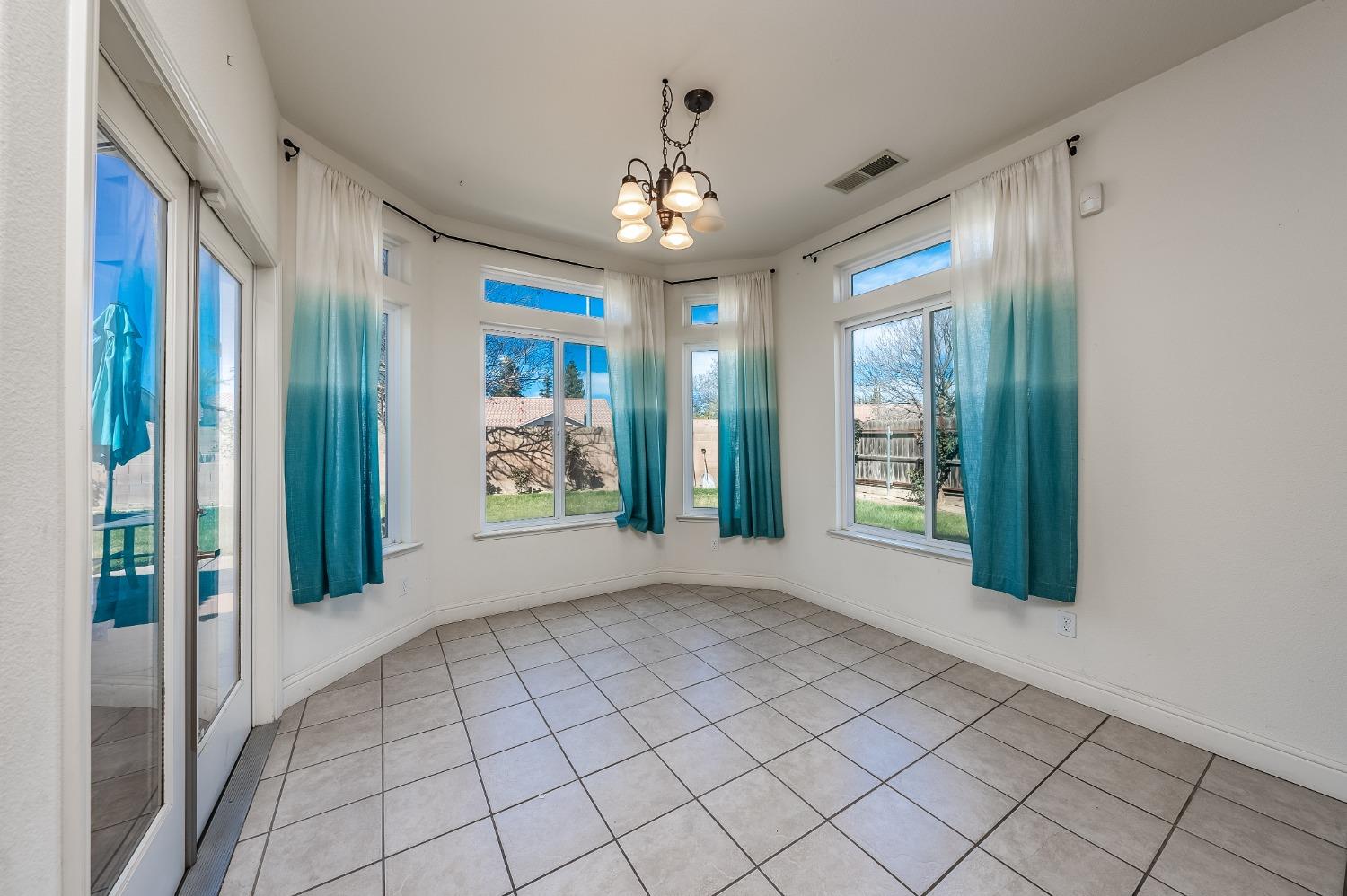 2727 Pear Tree Drive Madera, CA 93637 - Photo 8 of 36 a view of an entryway with interior space