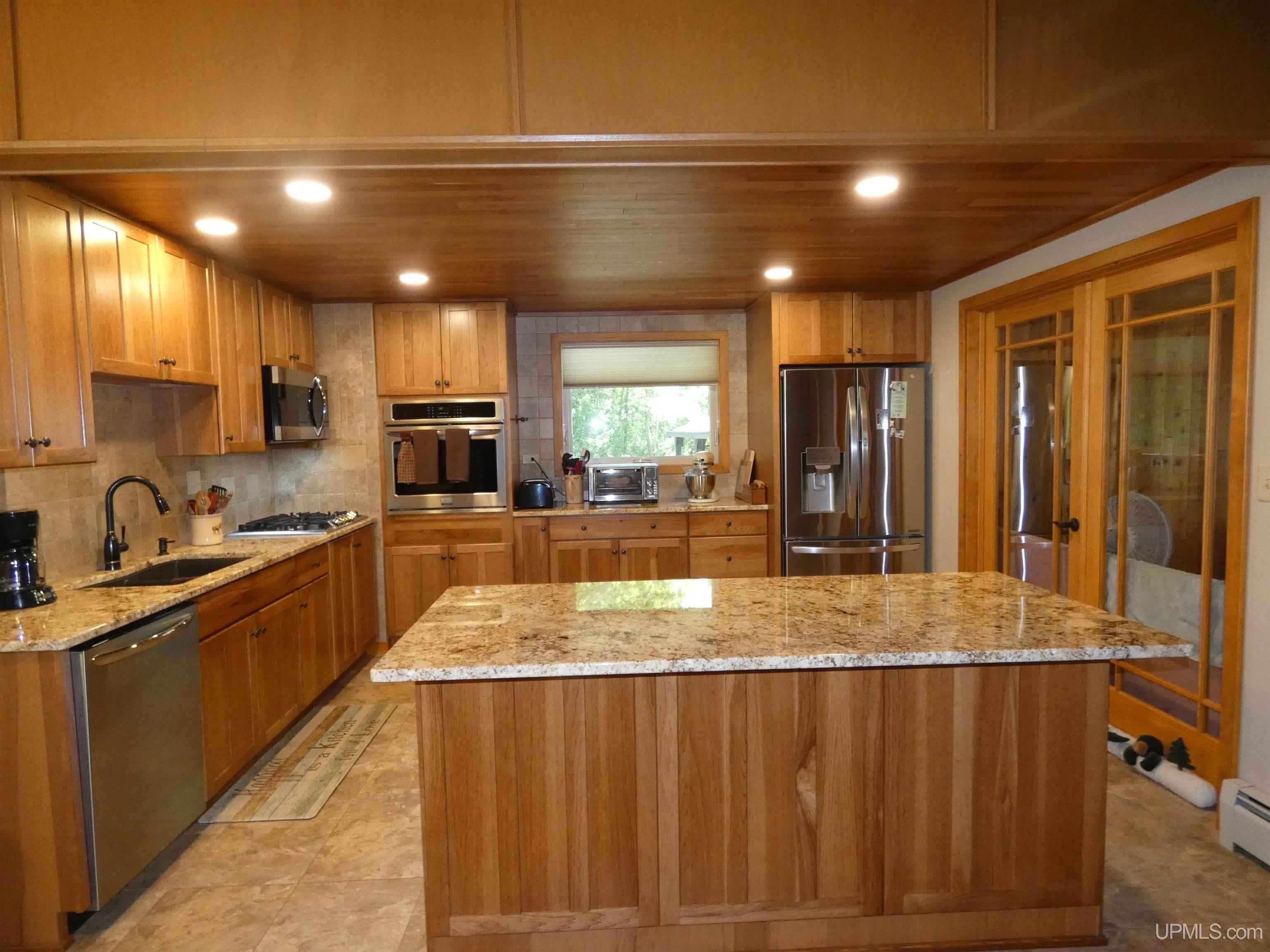 N11211 East Shore Road Bergland, MI 49910 - Photo 31 of 65 Gallery Image 31
