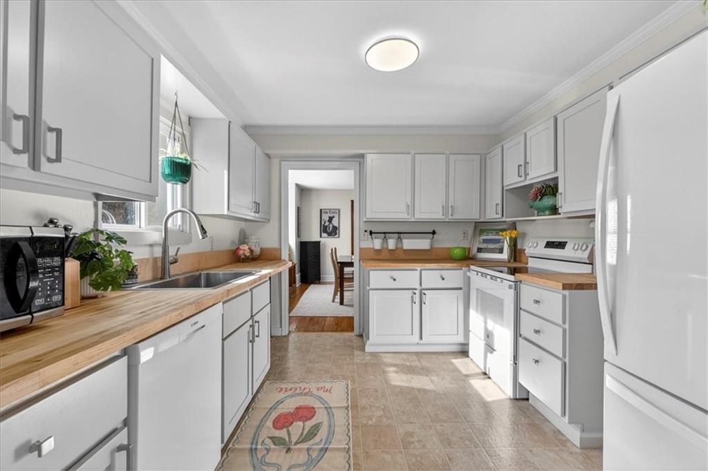 307 Northeast Green Street Lee's Summit, MO 64063 - Photo 13 of 49