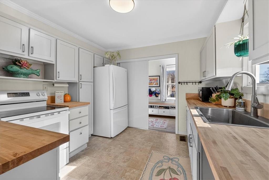 307 Northeast Green Street Lee's Summit, MO 64063 - Photo 14 of 49