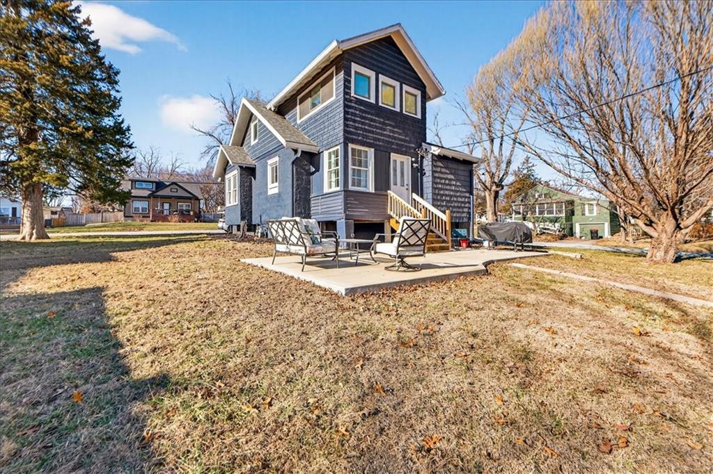 307 Northeast Green Street Lee's Summit, MO 64063 - Photo 32 of 49