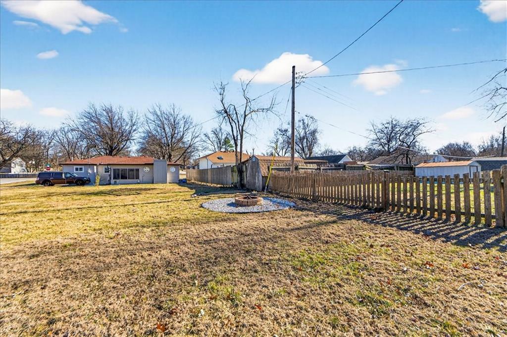 307 Northeast Green Street Lee's Summit, MO 64063 - Photo 36 of 49