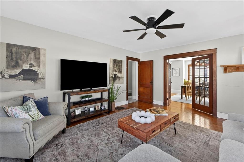 307 Northeast Green Street Lee's Summit, MO 64063 - Photo 7 of 49