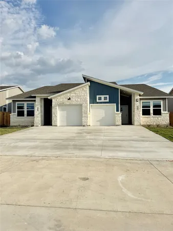$1,600 | 108 Zayd Court, Unit B, Jarrell, TX 76537