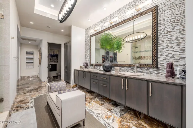 $4,400,000 | 2001 North 1st Avenue, Phoenix, AZ 85004