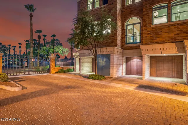 $4,400,000 | 2001 North 1st Avenue, Phoenix, AZ 85004