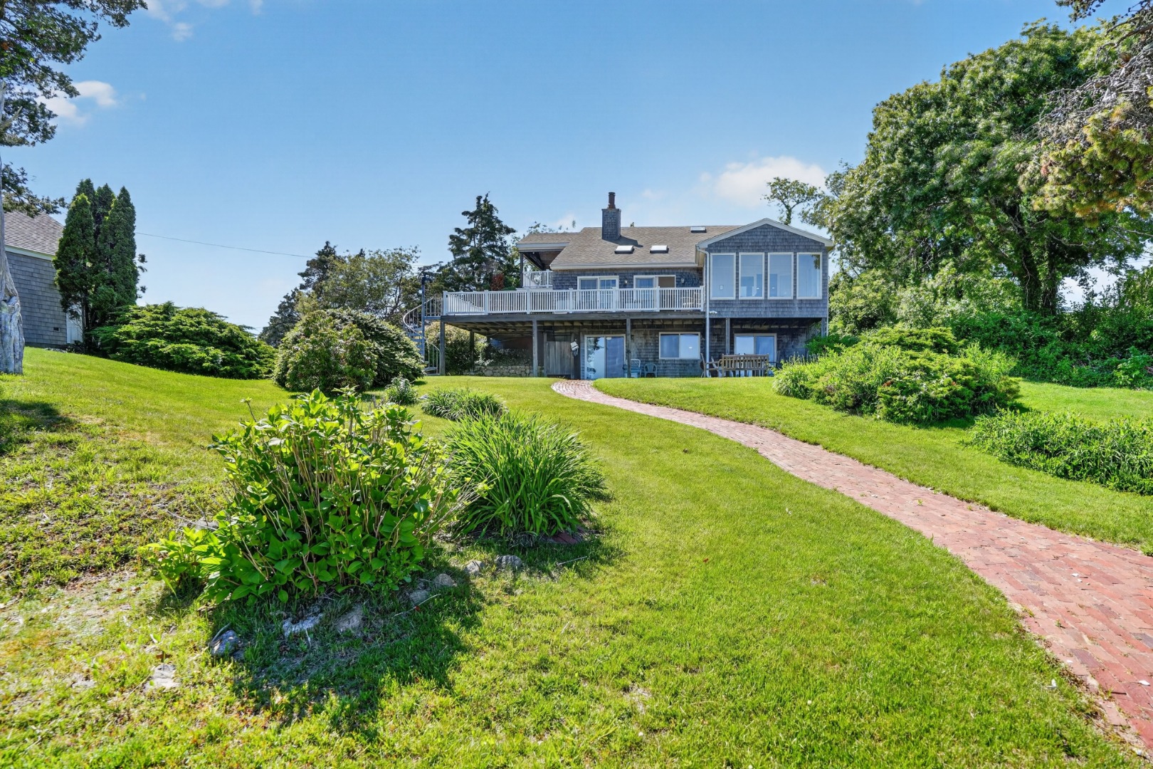 95 Hines Point Road Vineyard Haven, MA 02568 - Photo 32 of 40
