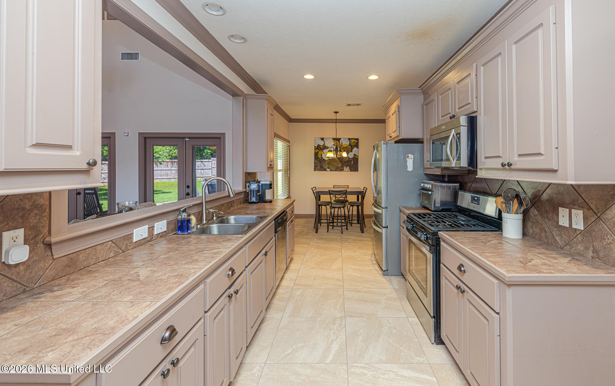 112 Porter Ridge Canton, MS 39046 - Photo 21 of 38 1R4A7739