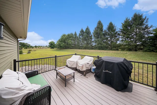 $257,500 | 784 Meadows Court, Grass Lake, MI 49240