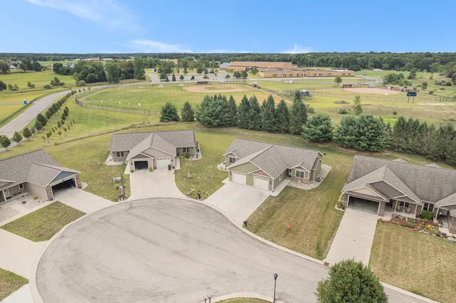 $257,500 | 784 Meadows Court, Grass Lake, MI 49240