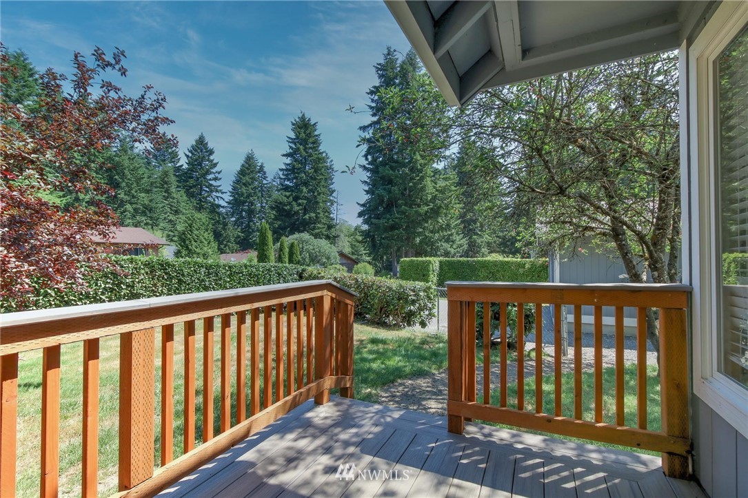 5800 Southwest 44th Street Port Orchard, WA 98367 - Photo 12 of 25