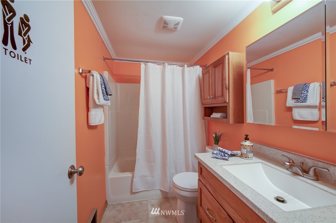 5800 Southwest 44th Street Port Orchard, WA 98367 - Photo 22 of 25