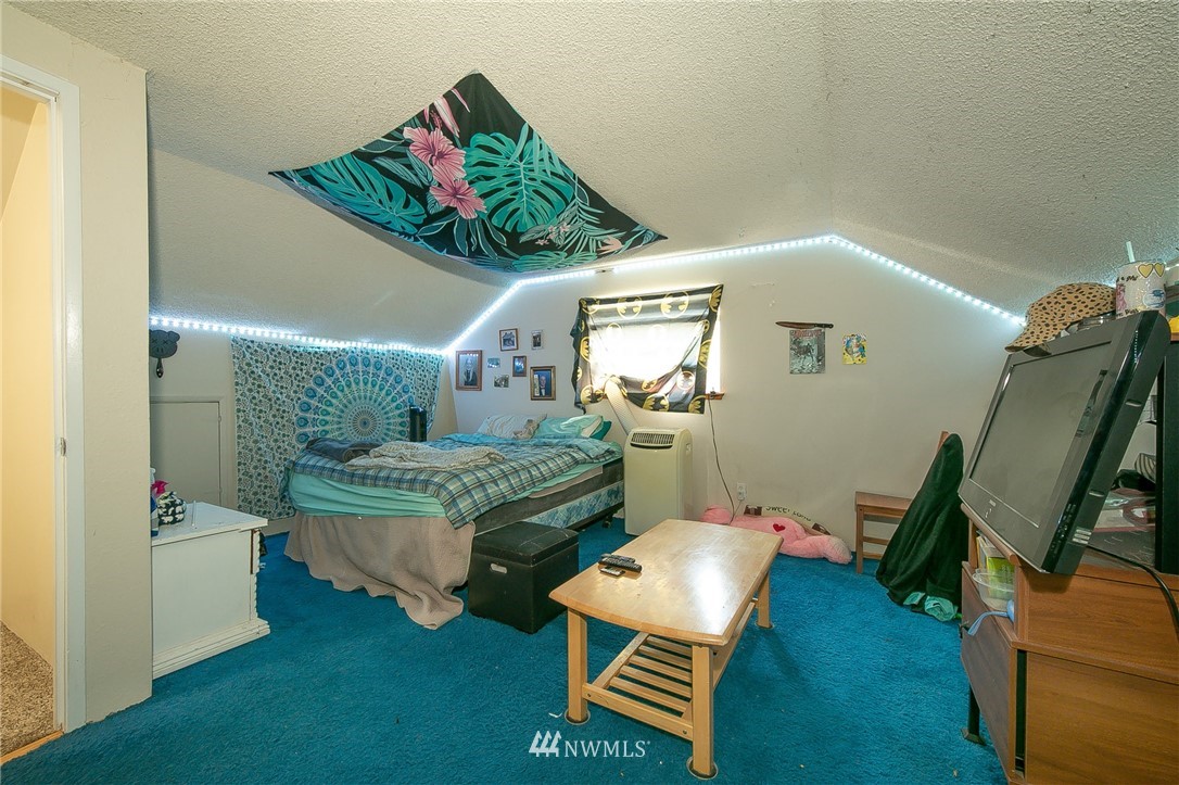 5800 Southwest 44th Street Port Orchard, WA 98367 - Photo 23 of 25