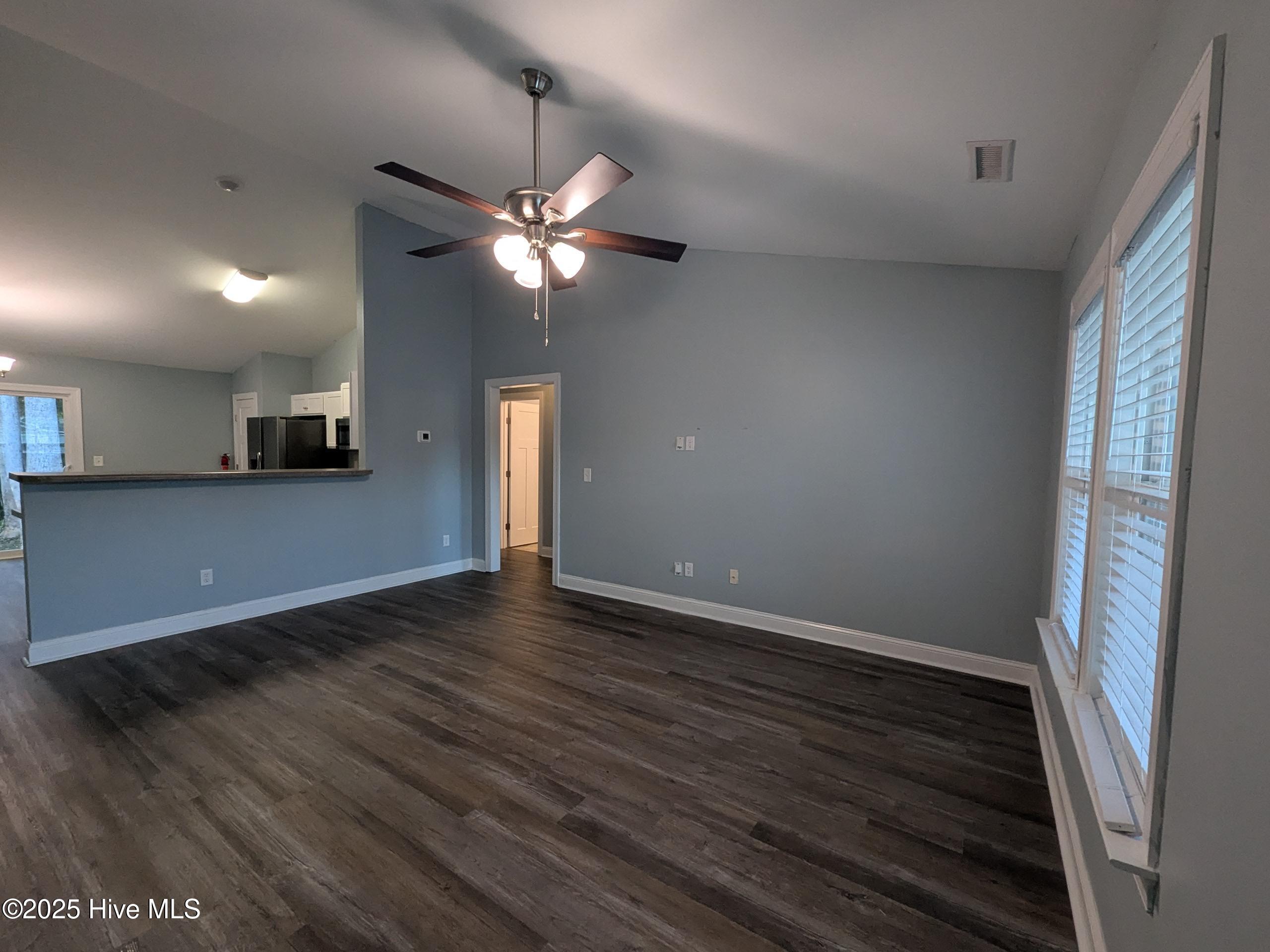 184 Montague Road Currie, NC 28435 - Photo 3 of 18 Media (7)