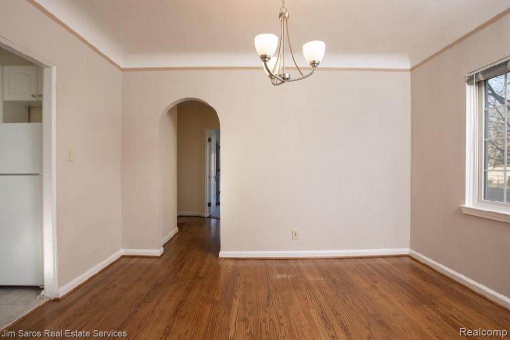 899 Rivard Boulevard Grosse Pointe, MI 48230 - Photo 3 of 8