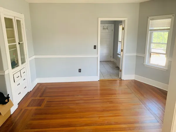 $2,800 | 48 Cypress Street, Unit 2, Watertown, MA 02472