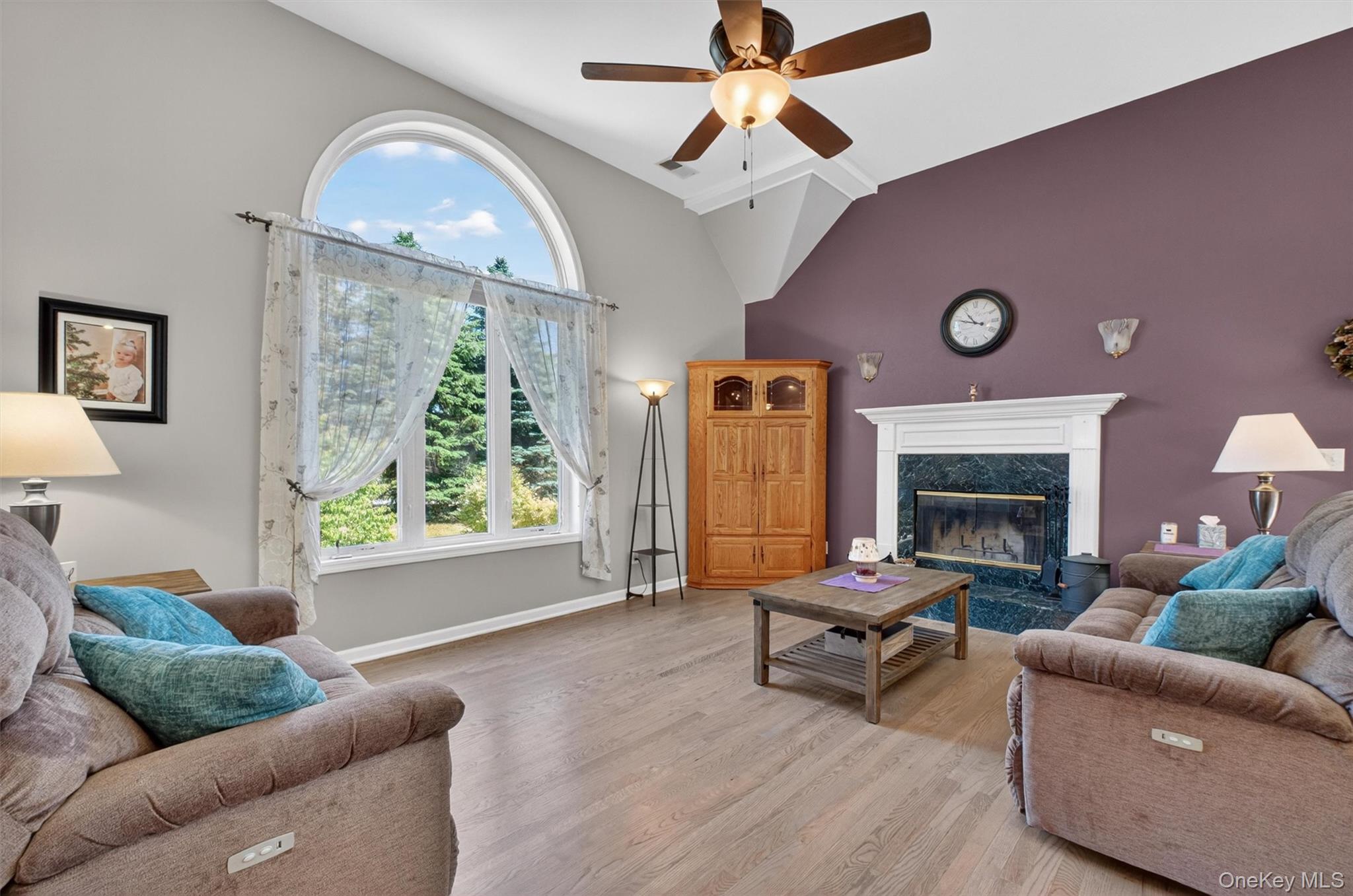 201 Candlestick Hill Road Newburgh, NY 12550 - Photo 7 of 47
