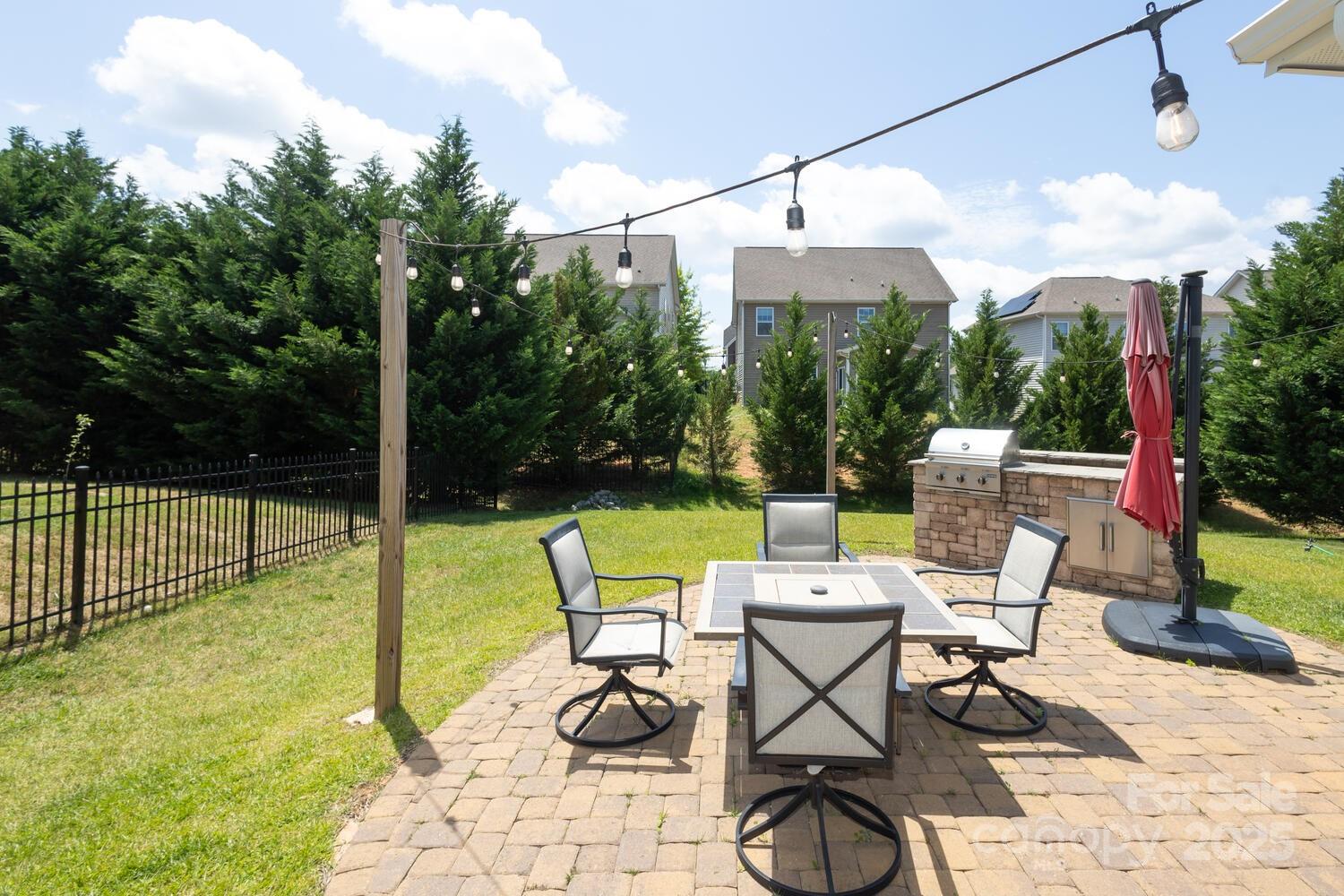 8317 Dallas Bay Road Charlotte, NC 28278 - Photo 25 of 33 Gallery Image 25