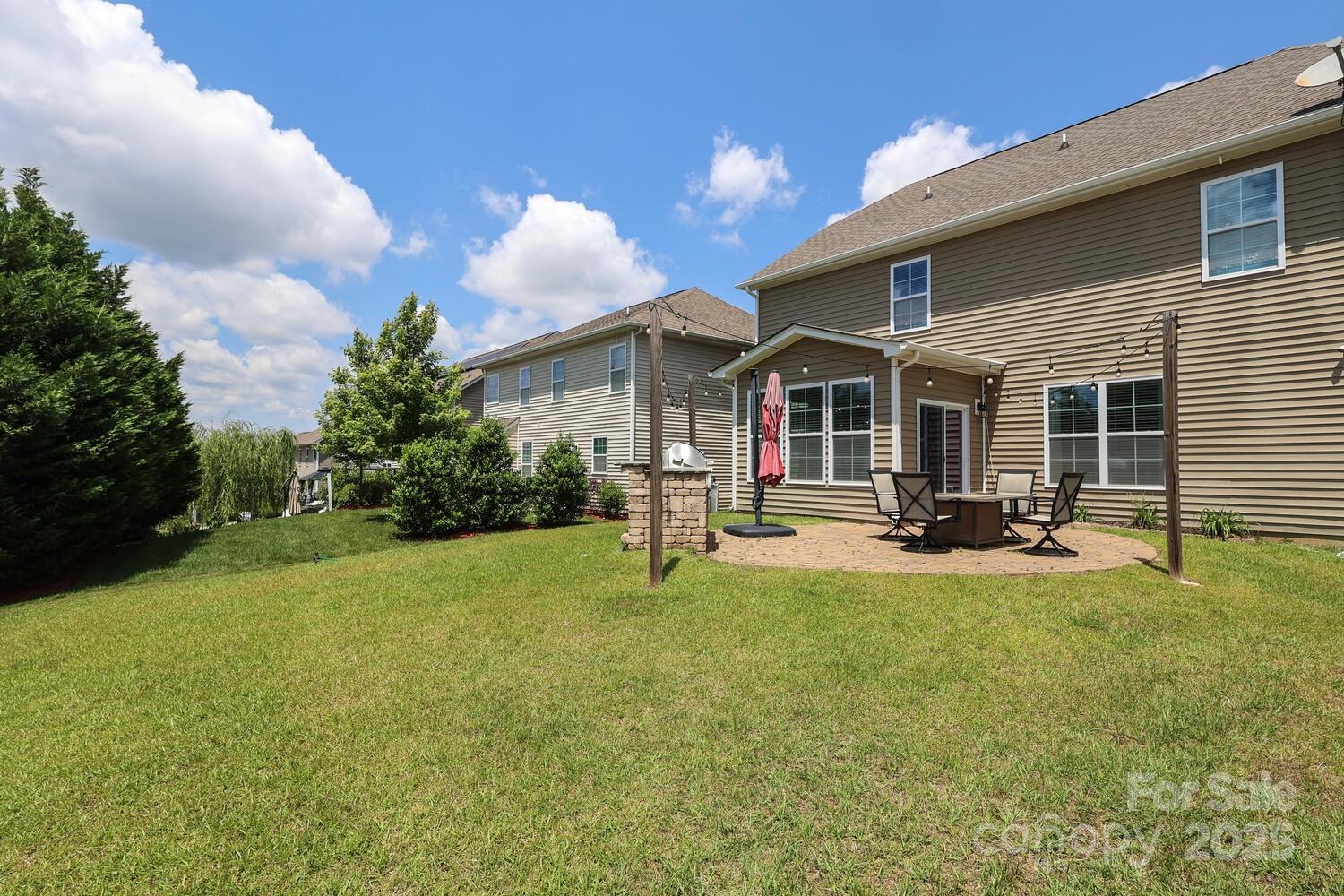 8317 Dallas Bay Road Charlotte, NC 28278 - Photo 26 of 33 Gallery Image 26