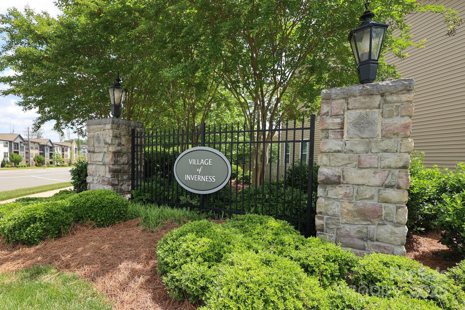 8317 Dallas Bay Road Charlotte, NC 28278 - Photo 28 of 33 Gallery Image 28