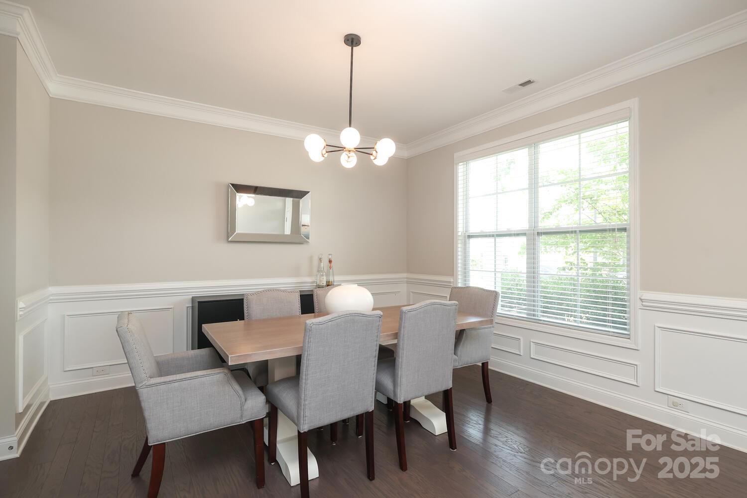 8317 Dallas Bay Road Charlotte, NC 28278 - Photo 3 of 33 Gallery Image 3