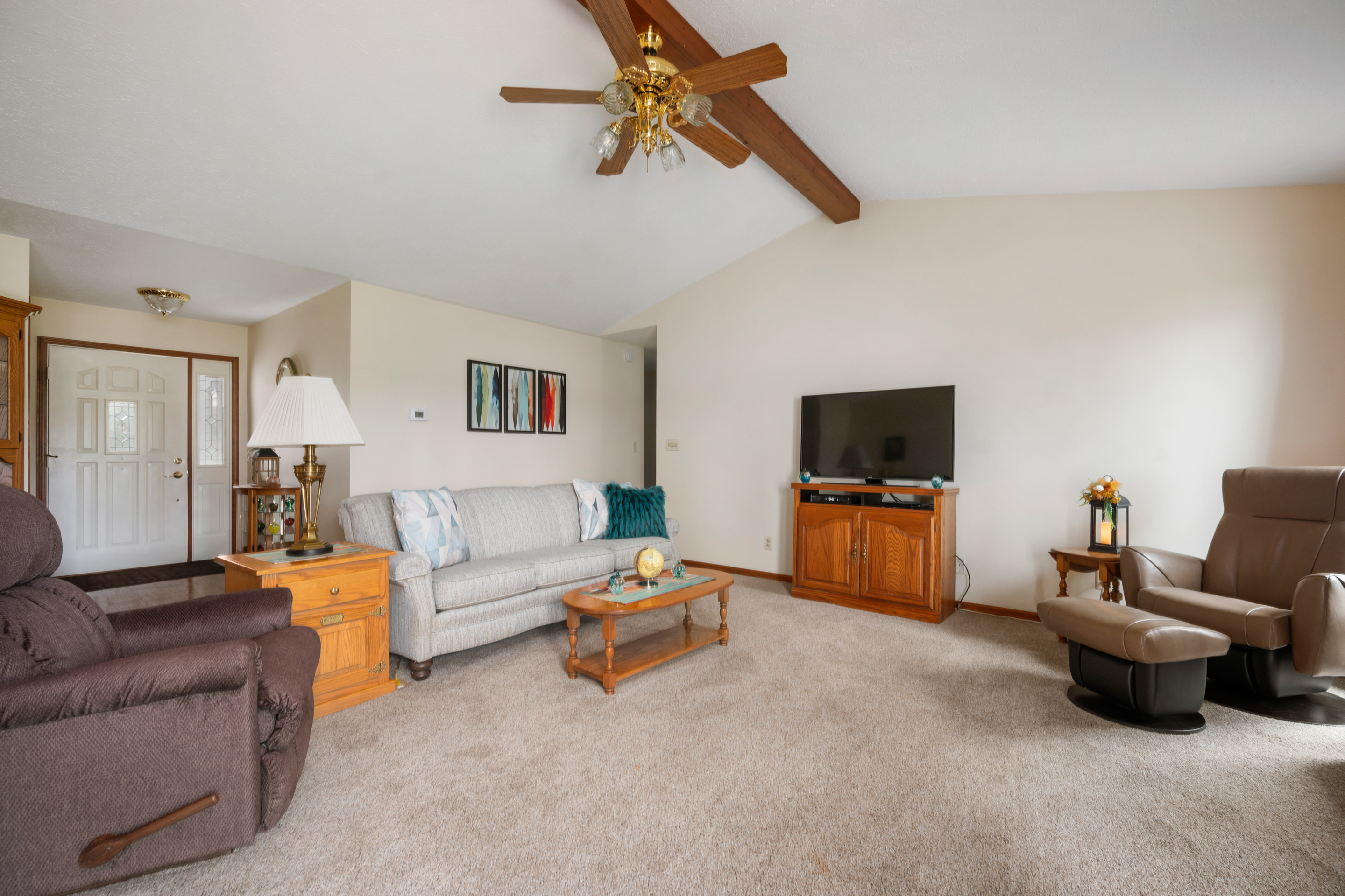 111 West Falcon Run Pendleton, IN 46064 - Photo 6 of 19 Gallery Image 6