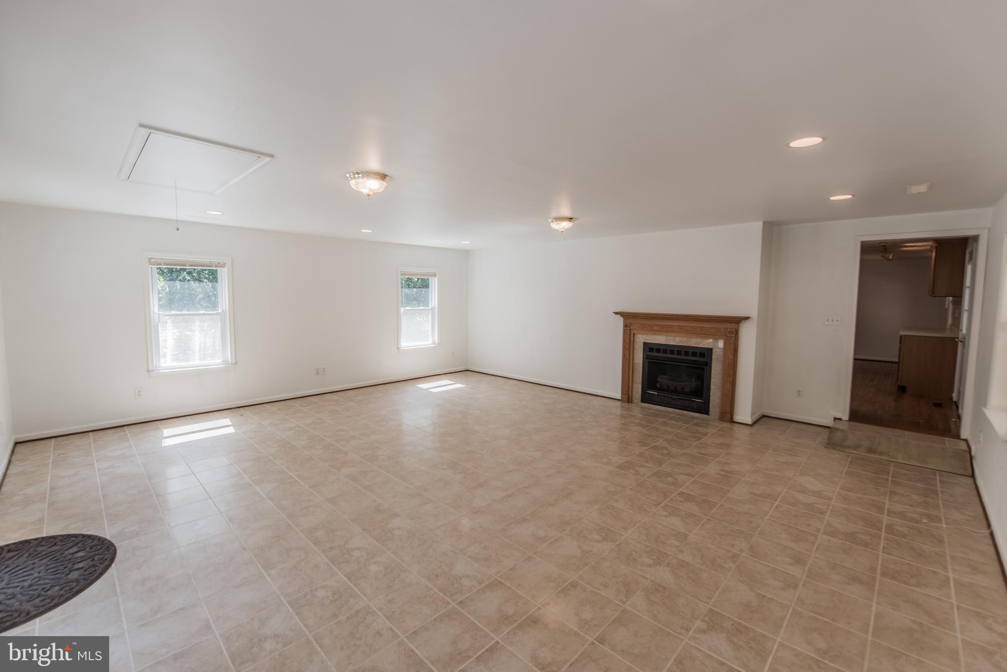 138 Wealthy Road Linden, VA 22642 - Photo 2 of 41 Expansive living room with fireplace