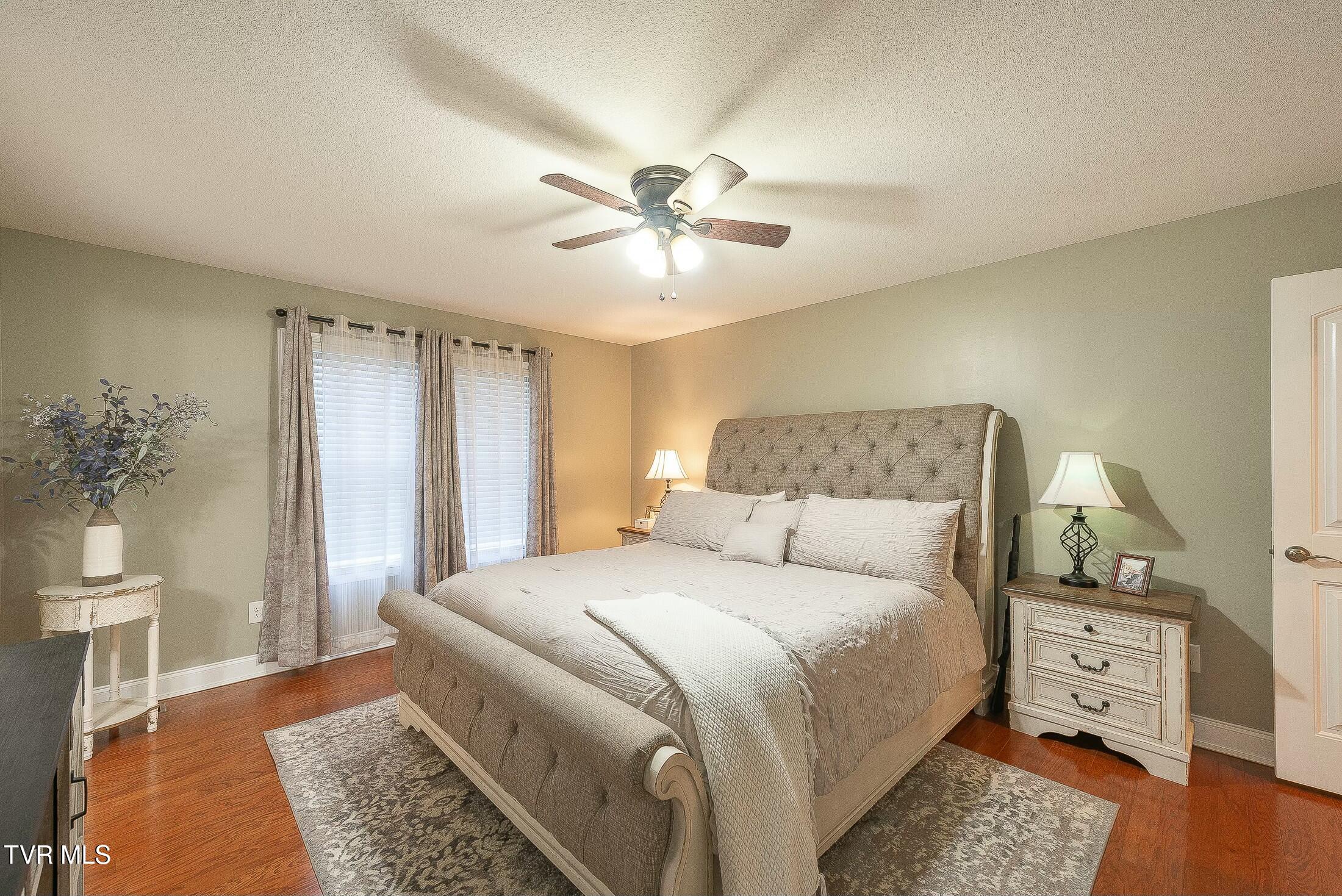 206 Crest Drive Mount Carmel, TN 37645 - Photo 27 of 63 Primary Bedroom