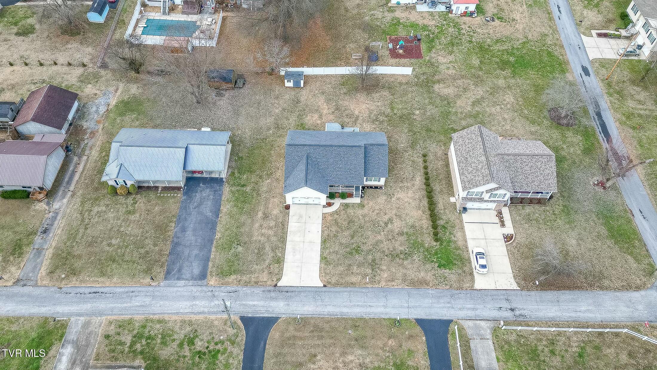 206 Crest Drive Mount Carmel, TN 37645 - Photo 60 of 63 206 Crest Drive