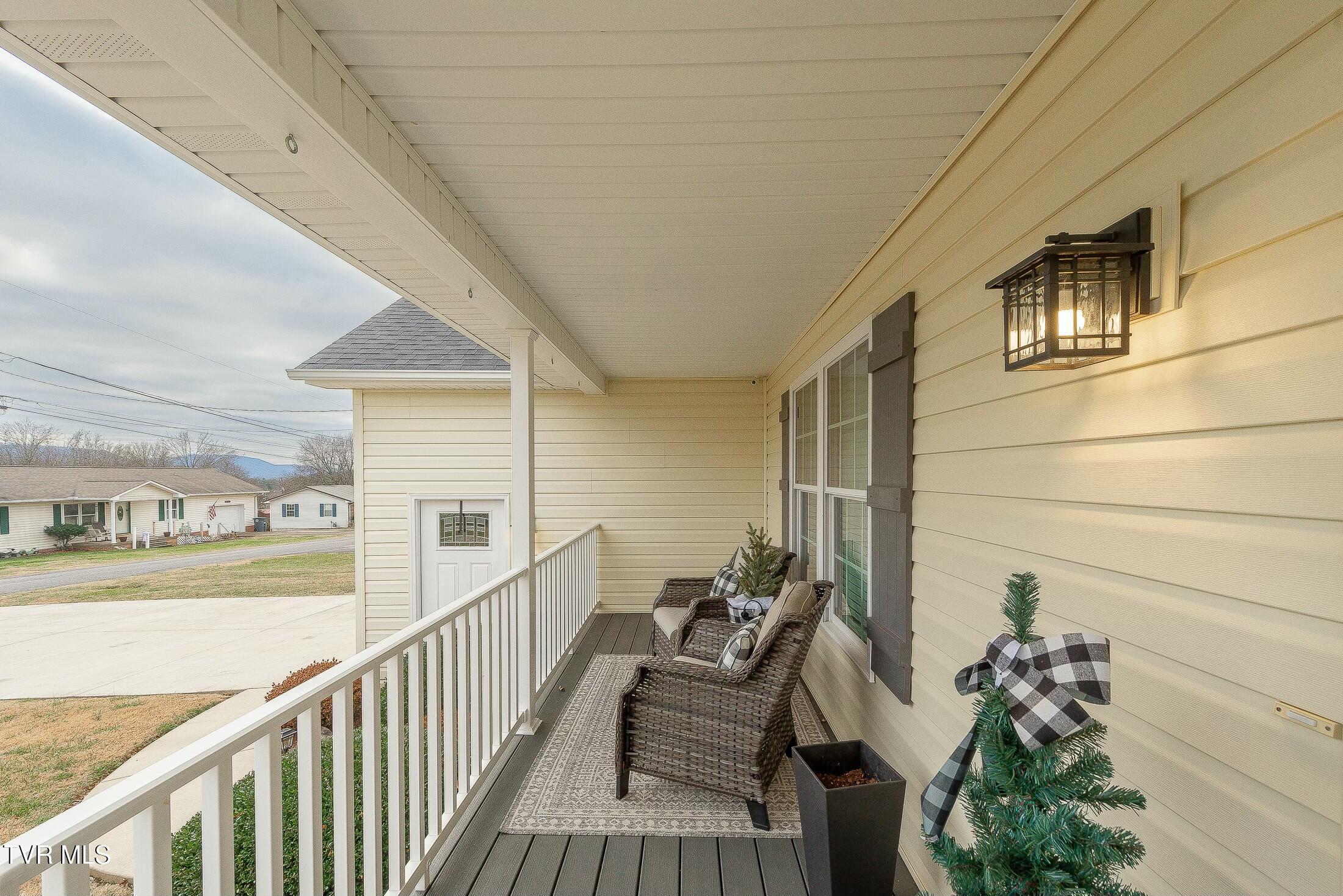 206 Crest Drive Mount Carmel, TN 37645 - Photo 9 of 63 Covered front porch