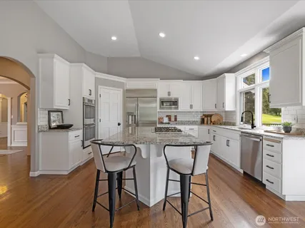 $1,745,000 | 20524 121st Avenue Southeast, Snohomish, WA 98296