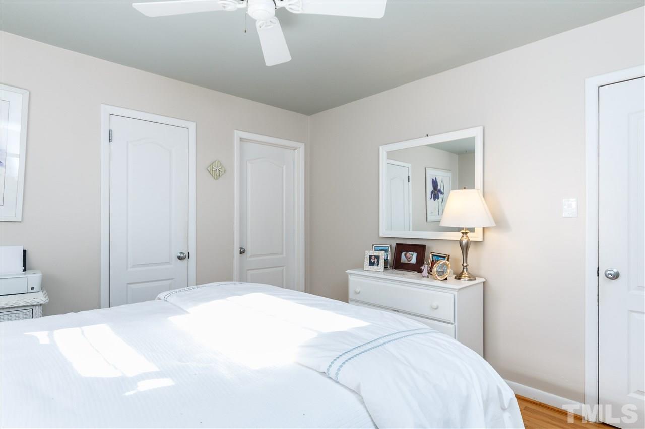 3034 Plantation Road Raleigh, NC 27609 - Photo 18 of 25