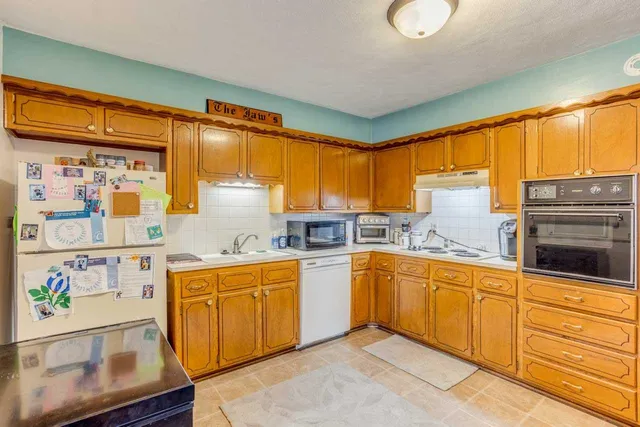 $174,000 | 236 North 1st Street, Unit TWO, Clearwater, KS 67026