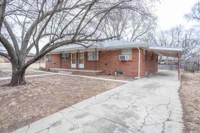 $174,000 | 236 North 1st Street, Unit TWO, Clearwater, KS 67026