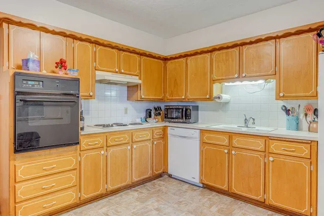 $174,000 | 236 North 1st Street, Unit TWO, Clearwater, KS 67026