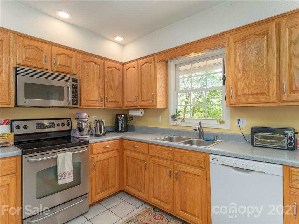 26 Homewood Road Candler, NC 28715 - Photo 10 of 26 Gallery Image 10