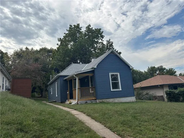 $159,900 | 3216 Doniphan Avenue, St. Joseph, MO 64507