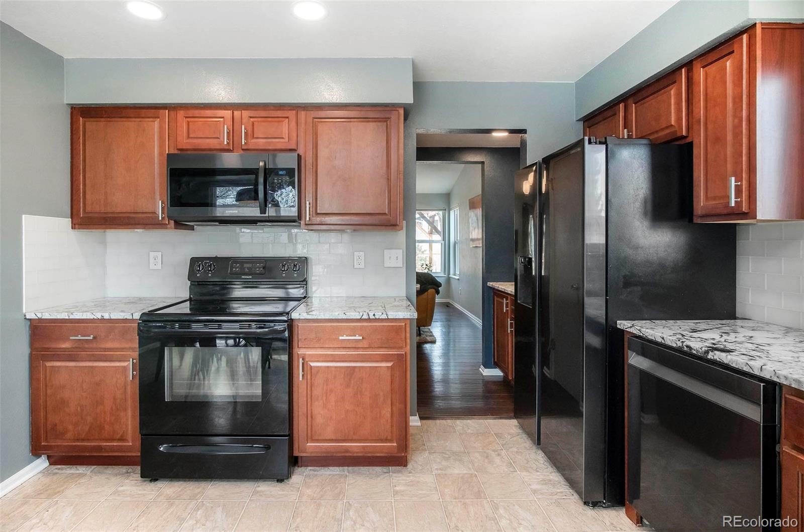 7505 Chase Street Arvada, CO 80003 - Photo 10 of 40