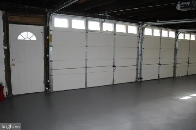 a view of a garage