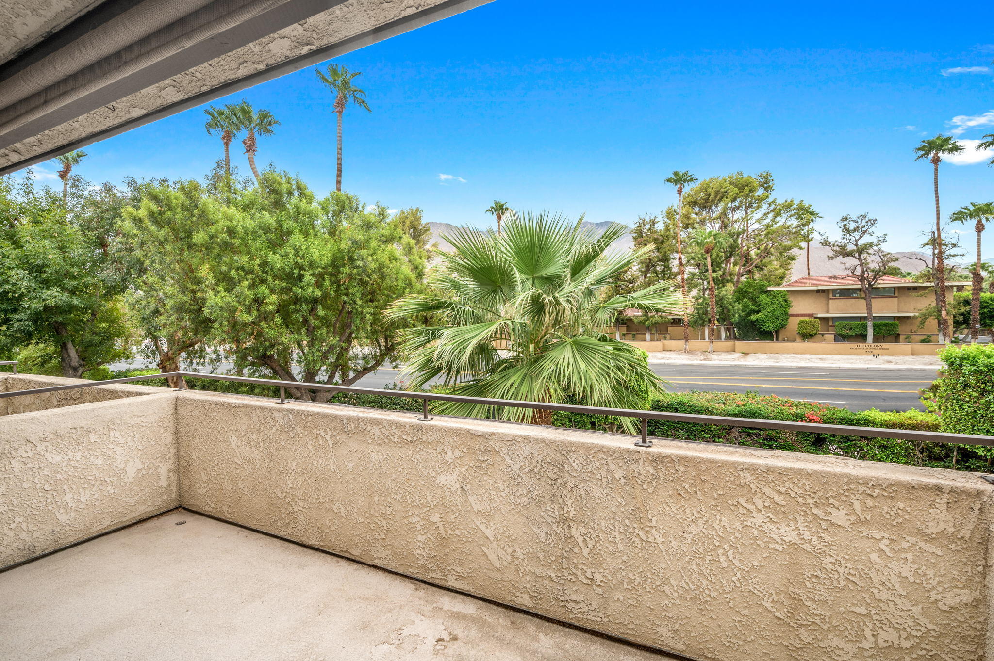 200 East Racquet Club Road, Unit 52 Palm Springs, CA 92262 - Photo 20 of 23 a view of a garden