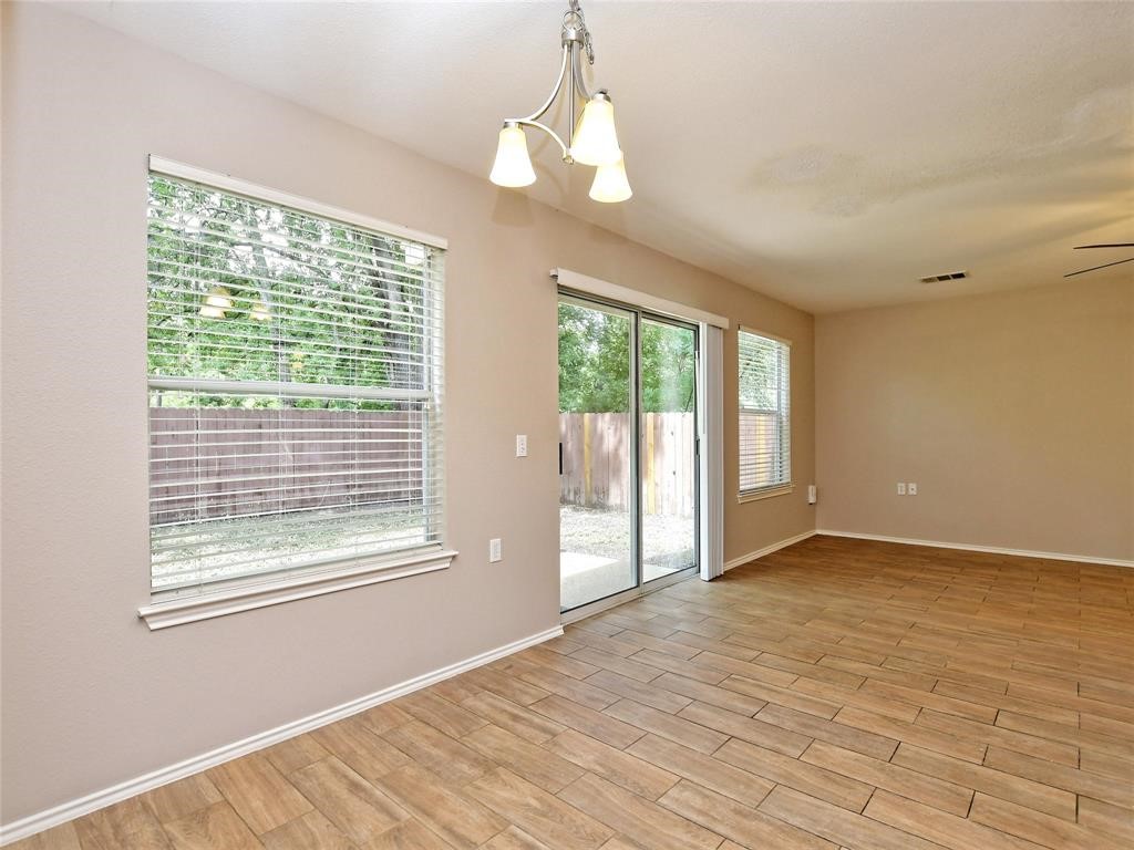 5516 Steven Creek Way Austin, TX 78721 - Photo 11 of 32