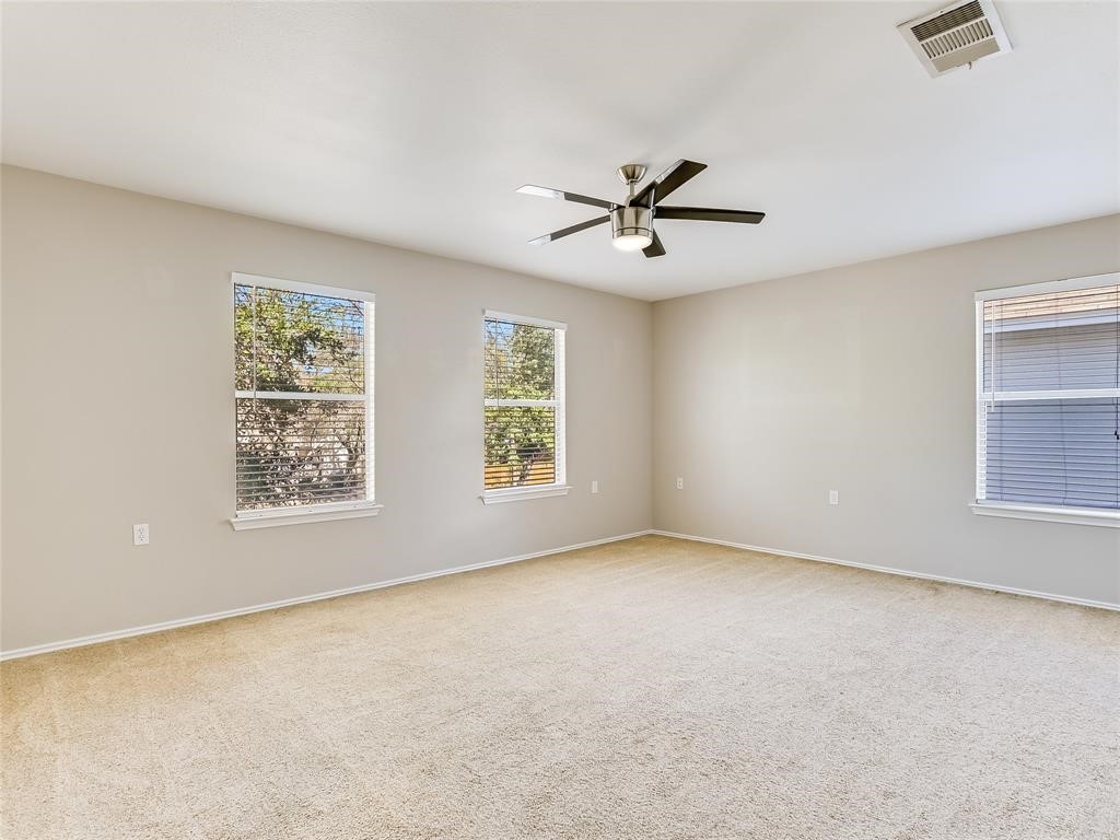 5516 Steven Creek Way Austin, TX 78721 - Photo 14 of 32