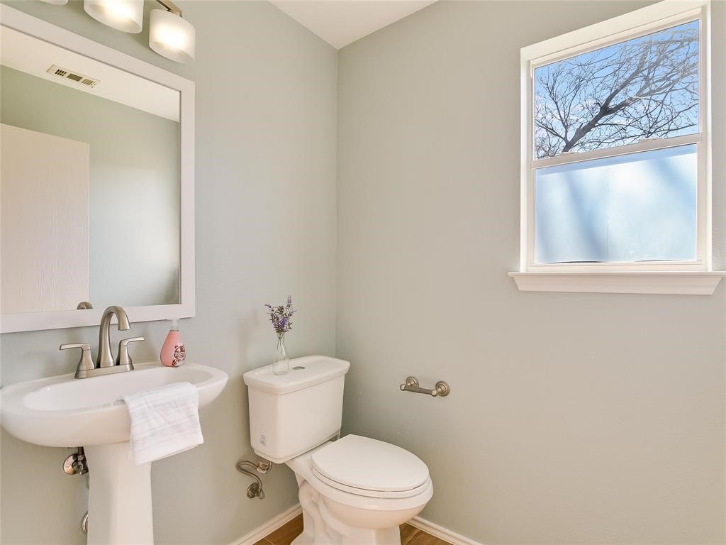 5516 Steven Creek Way Austin, TX 78721 - Photo 22 of 32