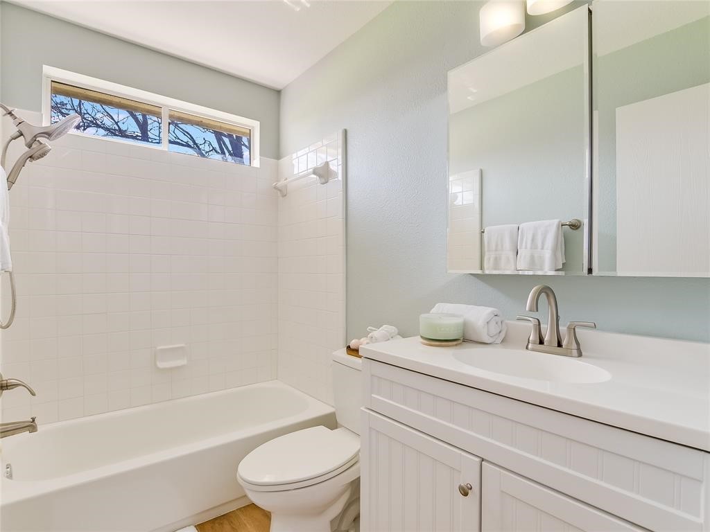 5516 Steven Creek Way Austin, TX 78721 - Photo 24 of 32