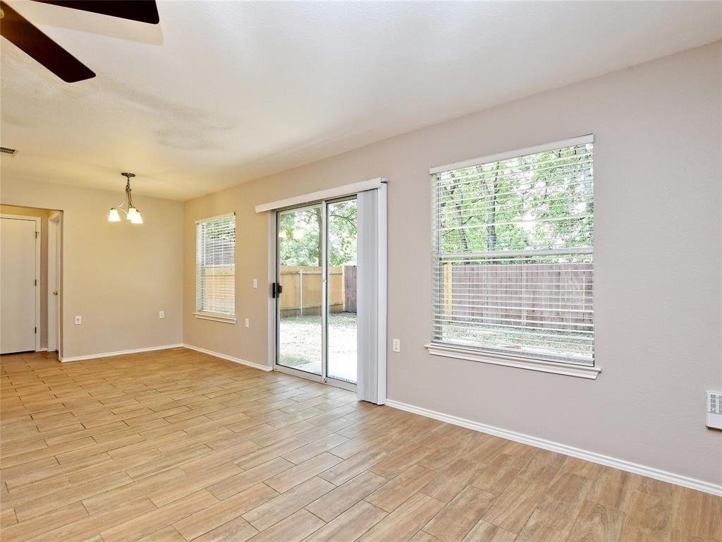 5516 Steven Creek Way Austin, TX 78721 - Photo 10 of 32